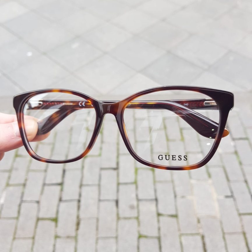 Guess GU2949