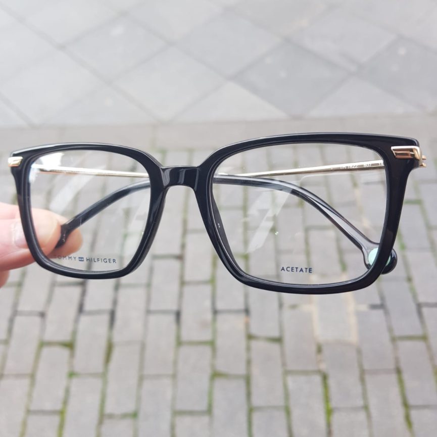 Tommy Hilfiger TH1822