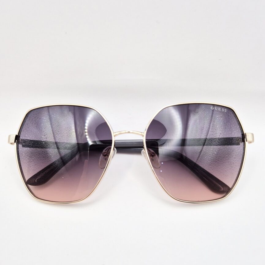 Guess GU00108
